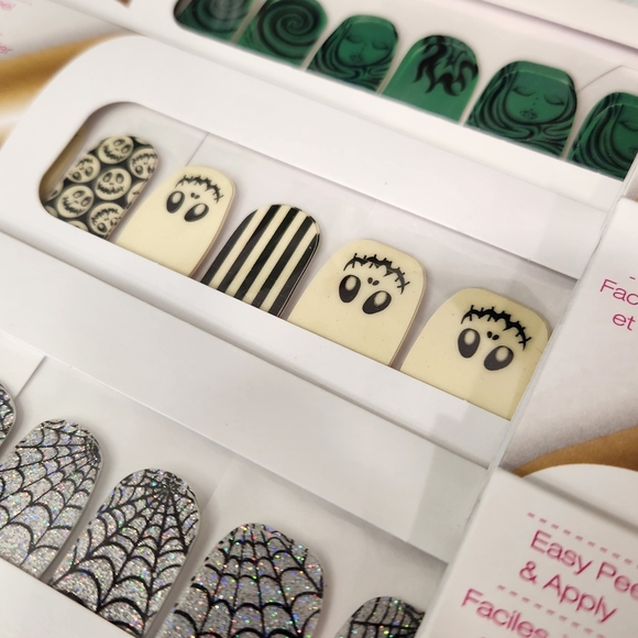 Color Street - Halloween #2 - Picture 5 of 5